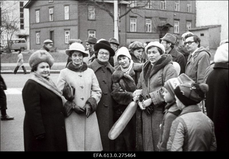 Oktoobrirongkäik. Igor Jakobsoni viimane tööpäev PI (Projekteerimisinstituudi jsk-s).