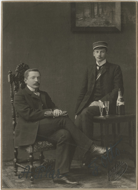 Korporatsiooni "Livonia" liikmed Ferdindand Otto ja tema akadeemiline isa Adolf Pilar von Pilchau