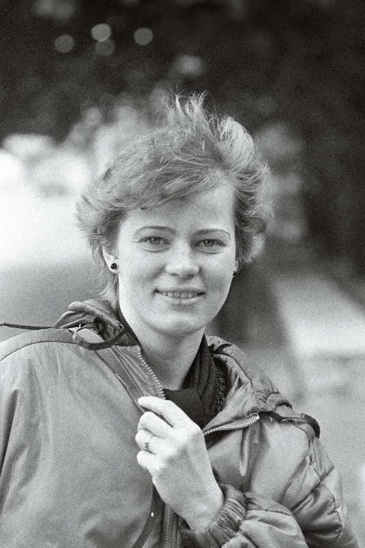 ELKNÜ Haapsalu Rajoonikomitee kunstipreemia laureaat, graafik Tiina Reinsalu.