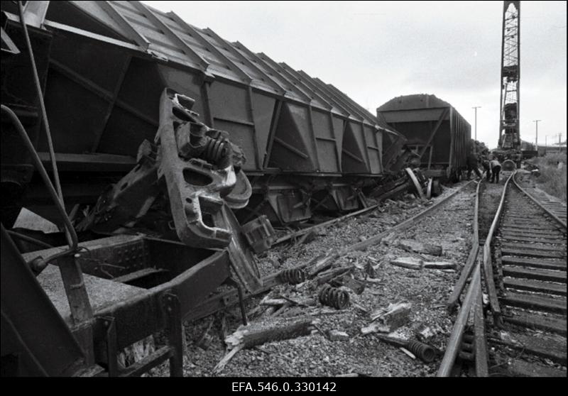 Laevaremondi Tehas. 
Tegutsemine raudteel.