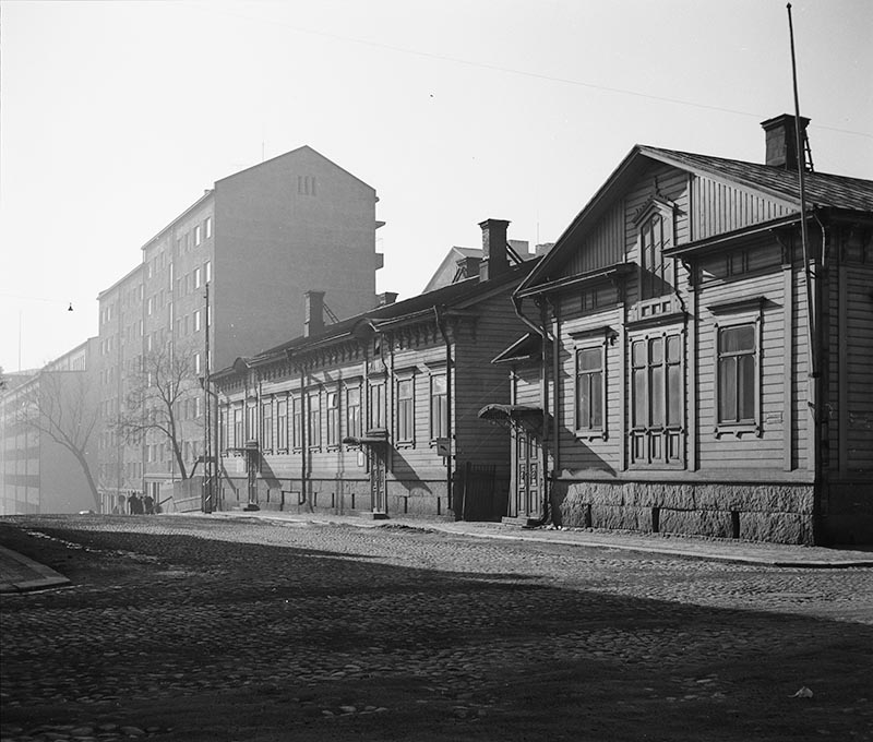 Katunäkymä Puolalankadulta