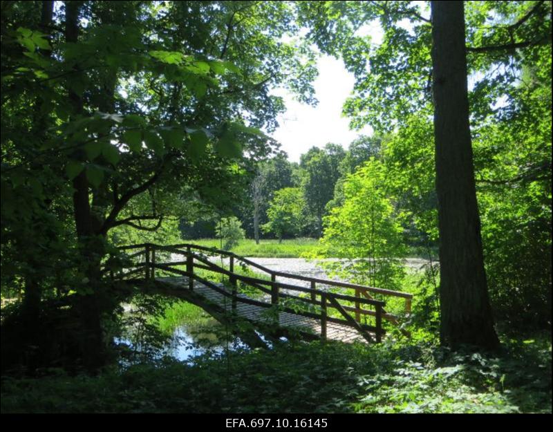 Vohnja mõisa park.