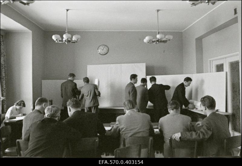 Ants Võrgu diplomitöö kaitsmine Tallinna Polütehnilises Instituudis.