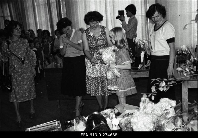 T/K "Marat" lastekaitse päev.