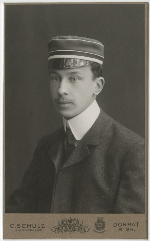Korporatsiooni "Livonia" liige Ernst Koch, portreefoto