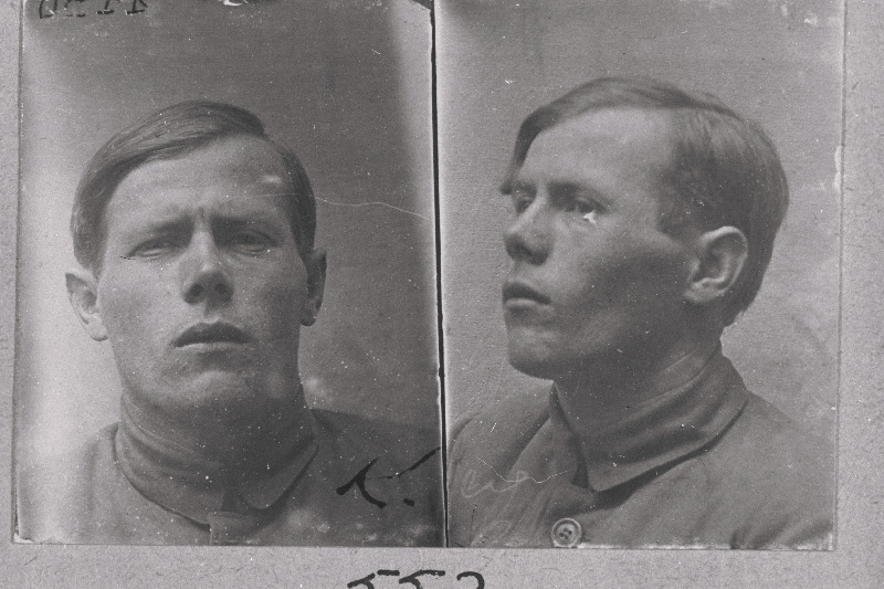 Murdvarguses süüdi mõistetud, vanglast põgenenud tagaotsitav Voldemar Andrese poeg Kompus. (Aitas 1923.a. tasu eest naiskommunistidel põgeneda vanglast. Põgenes Venemaale).