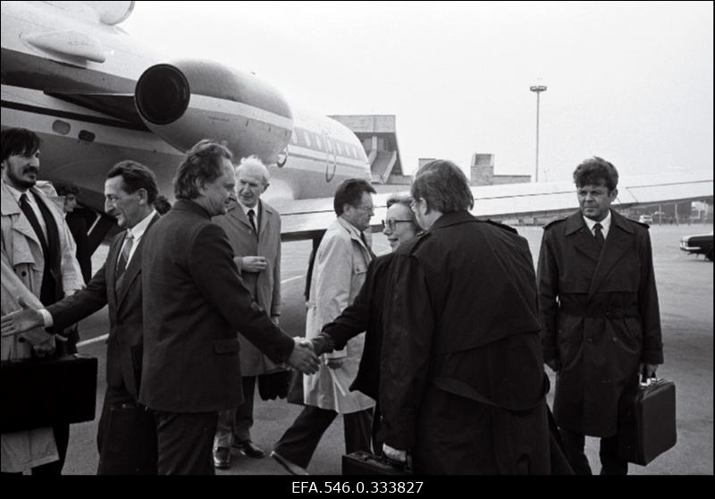 Lansbergis Tallinnas.