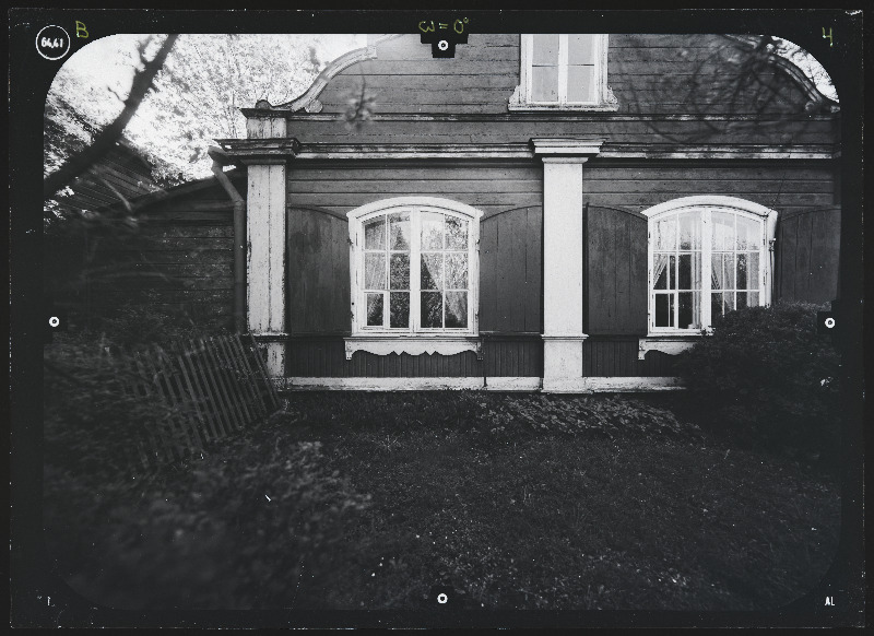 Tallinn, Roheline aas 1 // 5 // 11. Kadrioru lossi teenijate maja. Stereofotogramm-meetriline mõõdistamine.