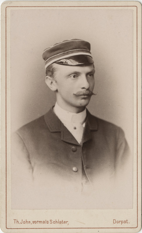 Korporatsiooni "Livonia" liige Adolf Engelmann, portreefoto