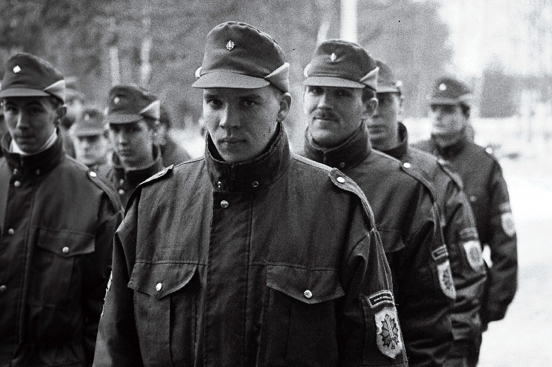 Piiriteenistuseõppused Remniku õppeksekuses, väljas rivis.