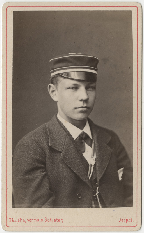 Korporatsiooni "Livonia" liige Bernhard Loewen, portreefoto