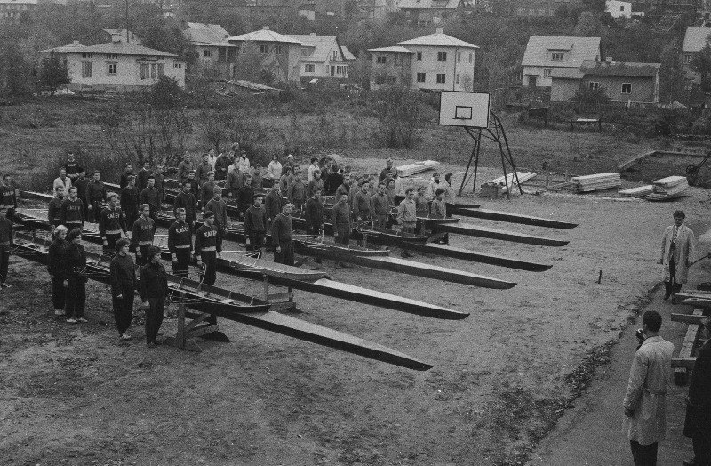 Sõudmise 8+ paatide sügisregatt Tartus.