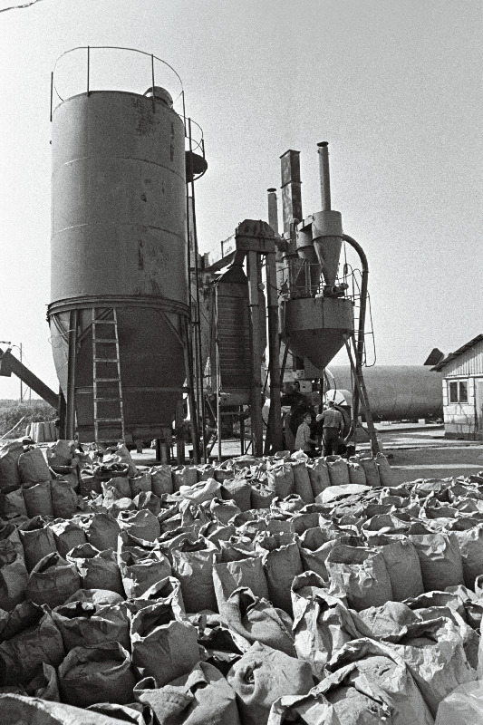 Rohujahu valmistamine Harju rajooni Aruküla kolhoosis.