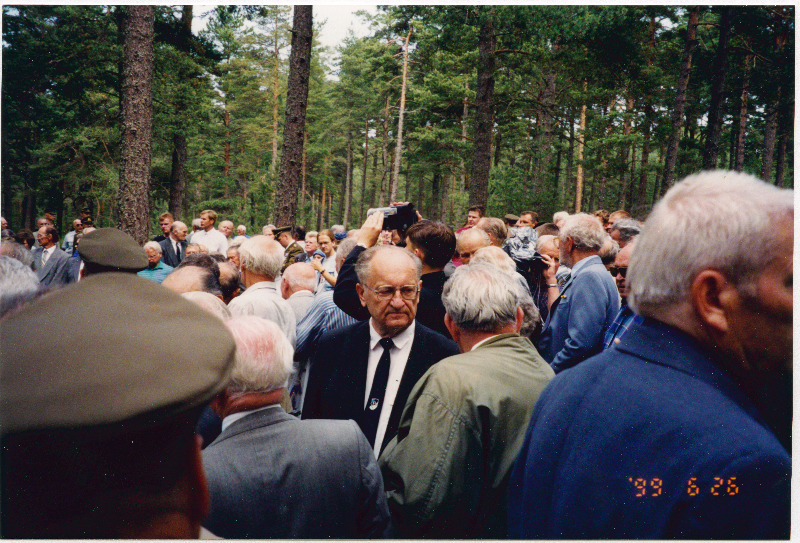 Kolonel Alfons Rebase ümbermatmine Tallinna Metsakalmistule 26.06.1999.