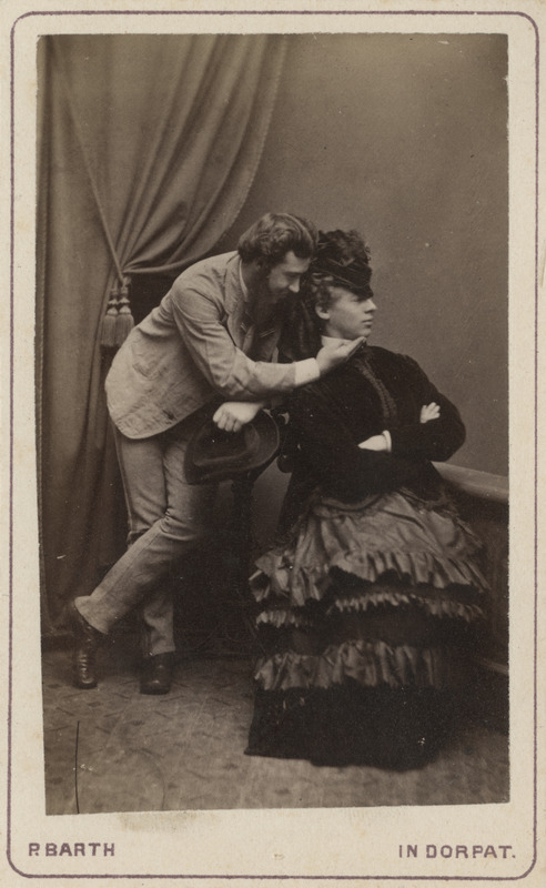 Korporatsioon "Estonia" rebasteatrikostüümis liikmed Richard Hoffmann ja Karl Dehio, grupifoto