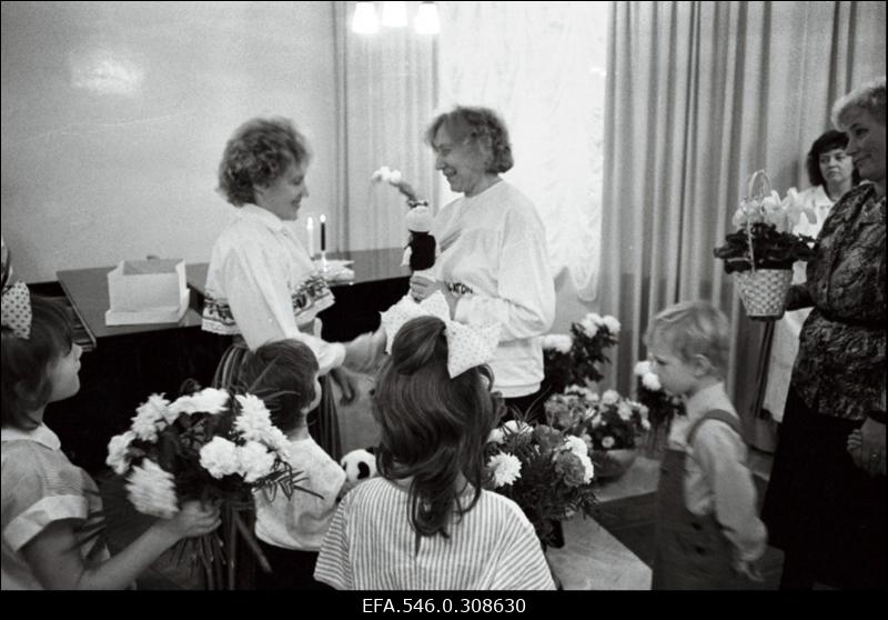 Lastekodu Pae tänaval.