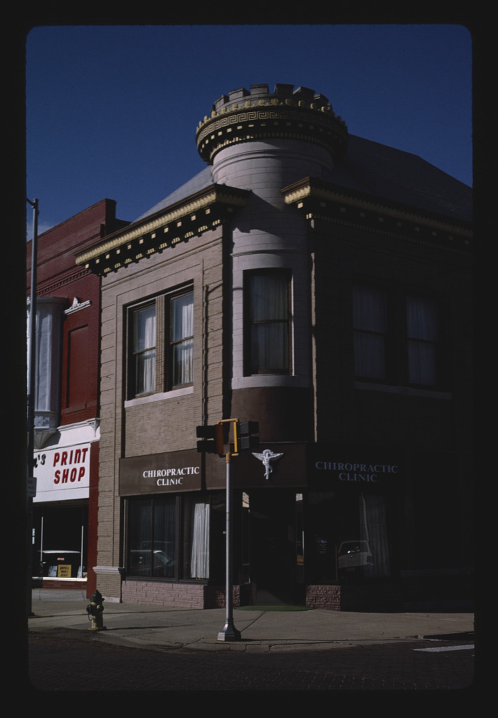 Chiropractic Clinic, Fairbury, Nebraska (LOC)