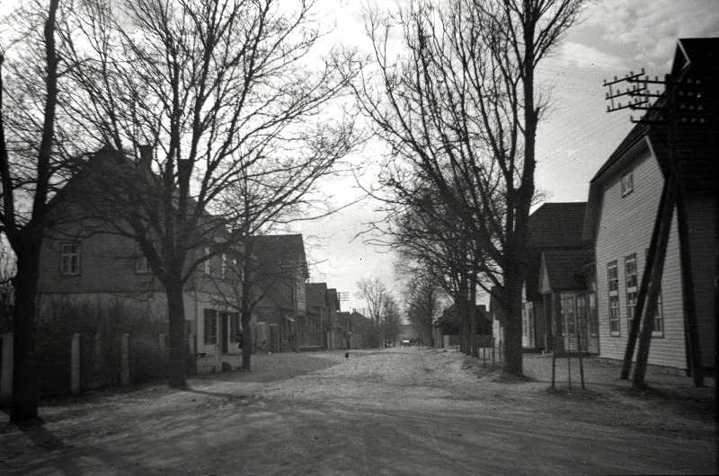 Kolga-Jaani aleviku peatänav.