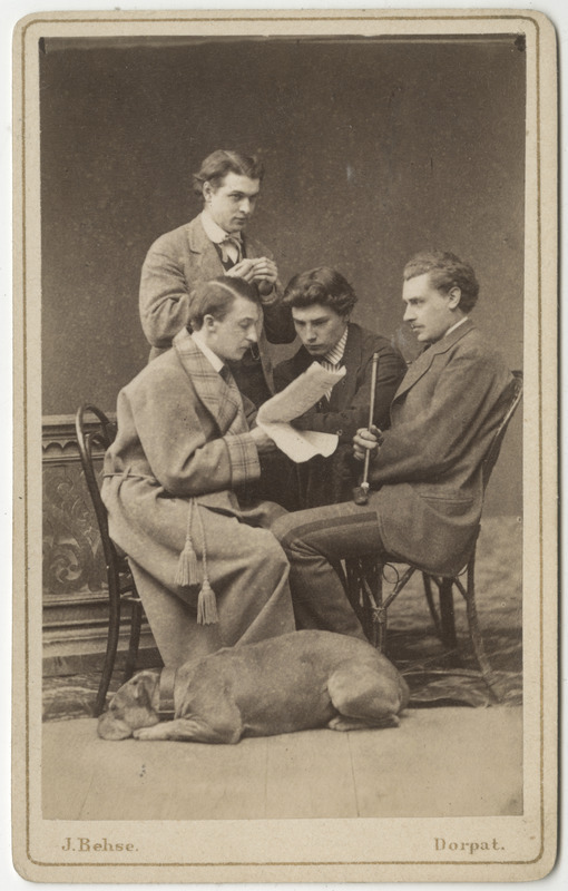 Korporatsioon "Estonia" liikmed Leonidas Smirnow, parun Woldemar Stackelberg, Bronislaw von Guzkowski ja Alexander von Ramm, grupifoto