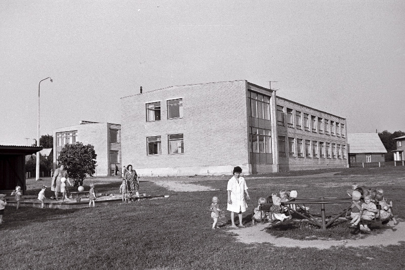 Viljandi lastepäevakodu välisvaade.