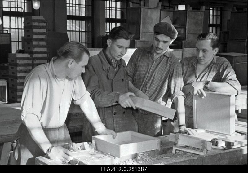 Vineeri- ja Mööblivabrikus