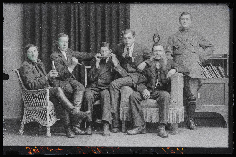 Grupp mehi, (foto tellija Villem).