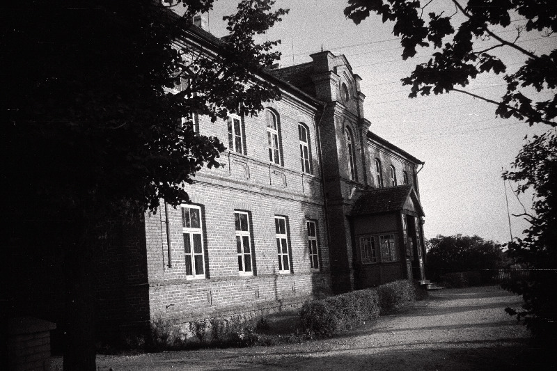 Endine Rõuge kihelkonnakool.