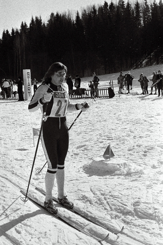 Eesti NSV IV maatalimängudel 5 km suusatamises esikoha võitnud Tiina Rosenfeldt.