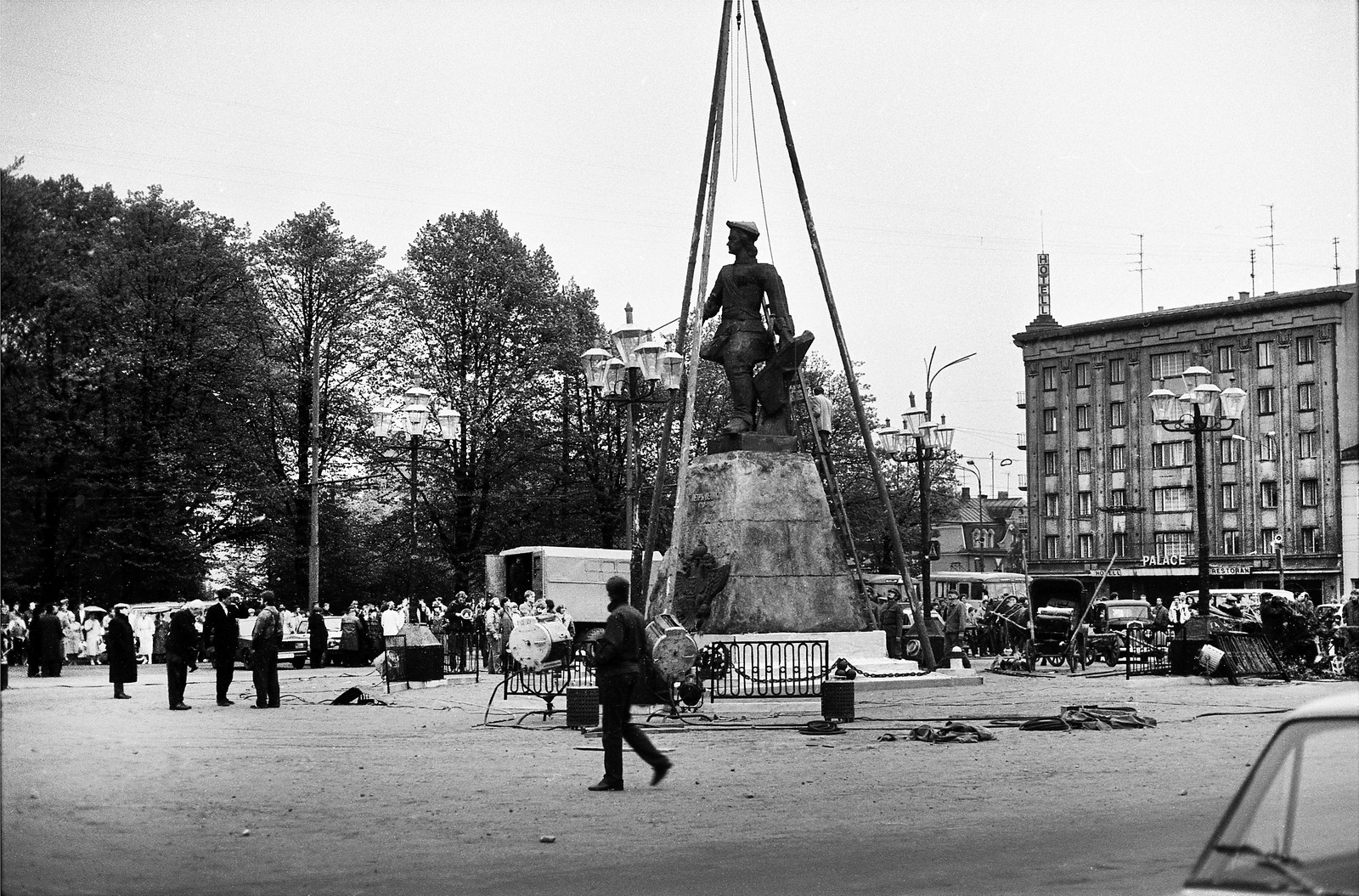 Peeter I burafooria Võidu väljakul 1986 (01) - Peeter I butafooria Võidu väljakul 1986