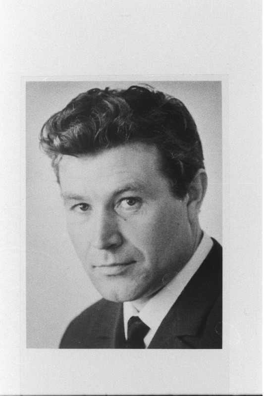 Kuslap, Voldemar - RAT “Estonia” solist.