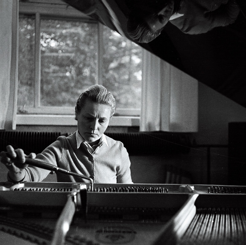 Eesti NSV naiste kongressi delegaat, Tallinna Klaverivabriku häälestaja Johanna Maripuu.