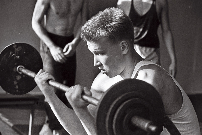 Paikuse Politseikoolis enesekaitse tunnis.