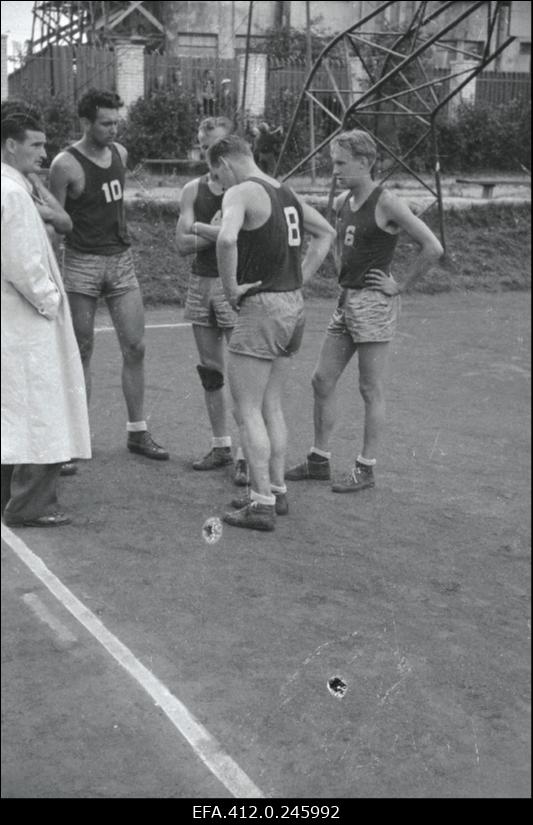 ENSV 1953. a esivõistlused korvpallis.