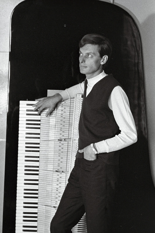 Pianist Arbo Valdma.