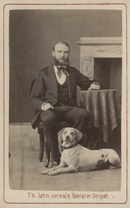 Korporatsiooni "Livonia" liige Ernst von Gersdorff koeraga