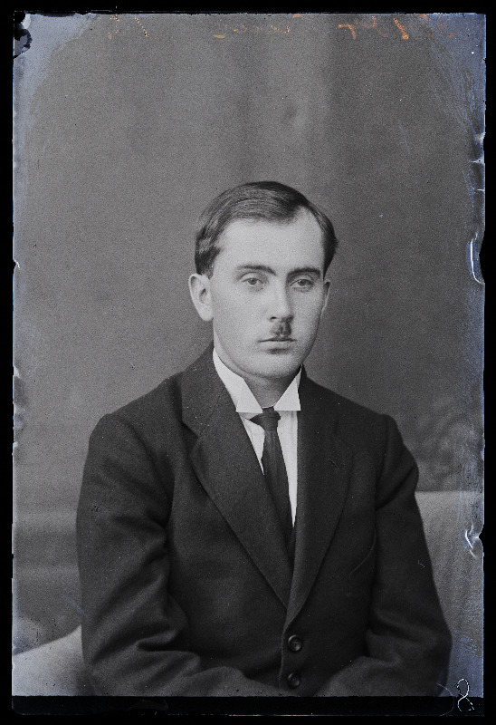 Martin Kaur.