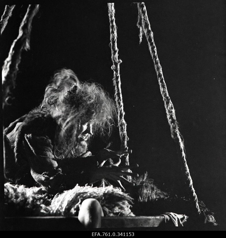 Stuudio "Tallinnfilm" muusikaline lastefilm "Nukitsamees" filmivõtted. Moor ja  Nukitsamees, näitlejad Ita Ever ning Egert Soll.