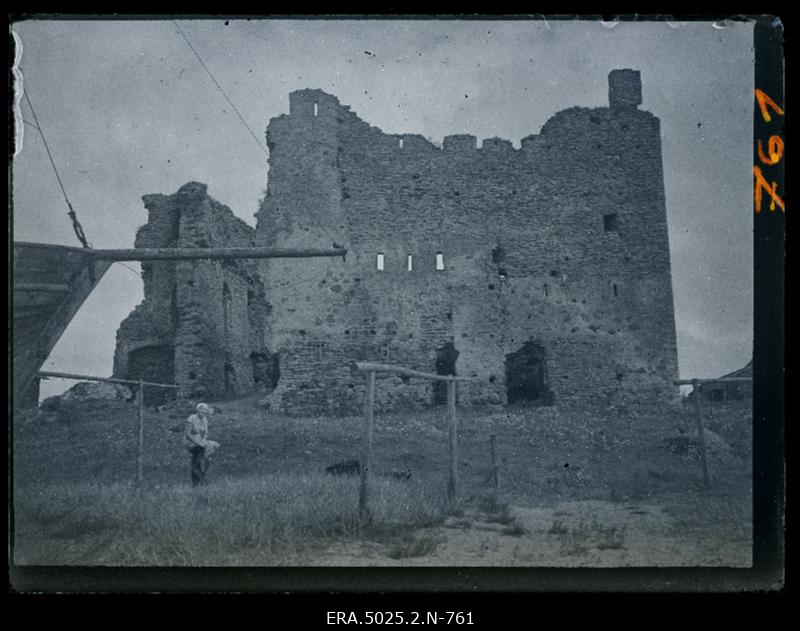 Toolse linnuse varemed