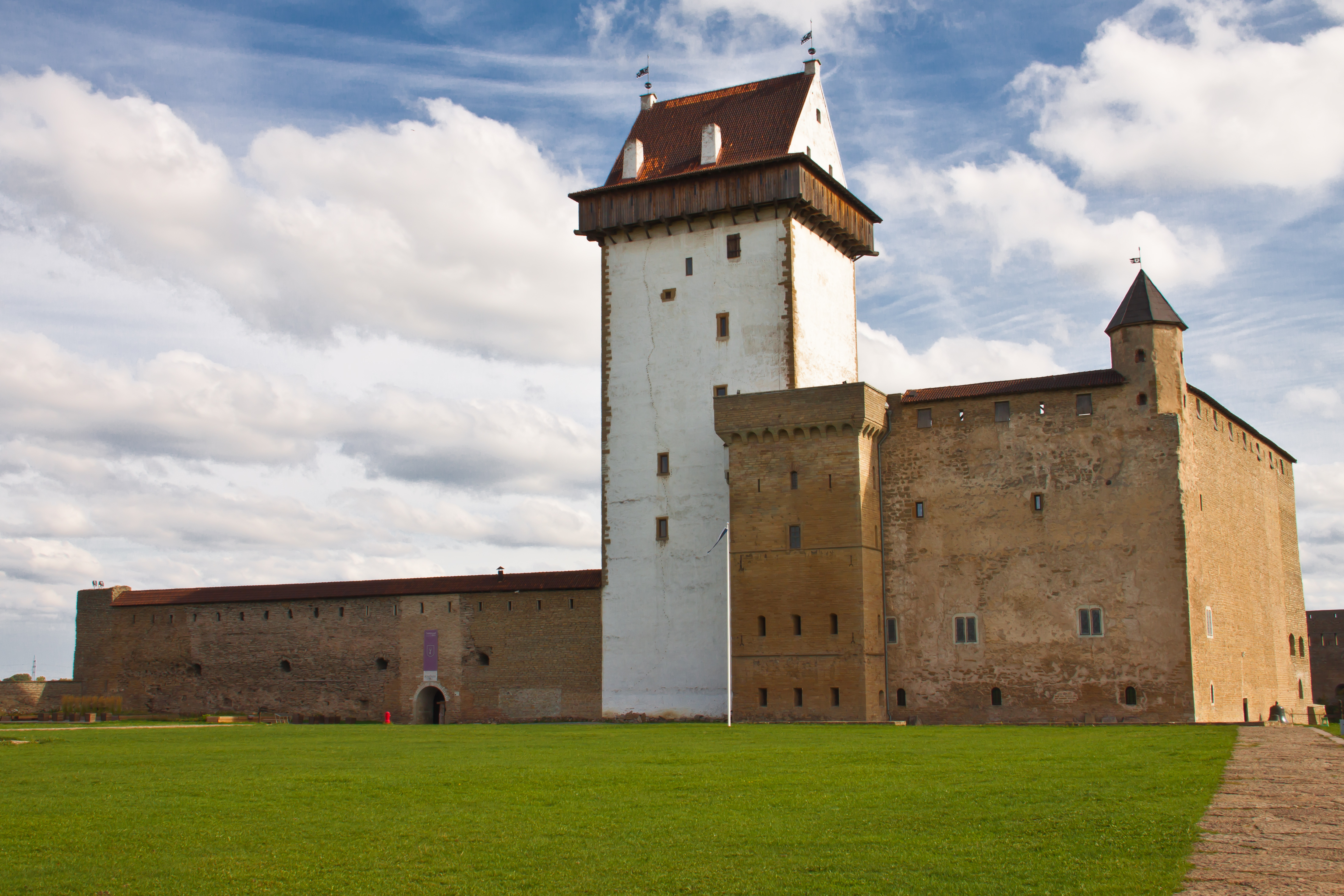 Narva, Hermann Castle - This is a photo of cultural heritage monument of Estonia number