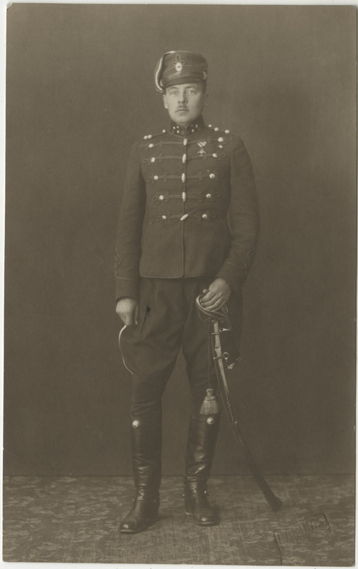 Gustav Jonson, eesti sõjaväelane, ratsapolgu ülem ,kindral-major, sisekaitseülem, portreefoto