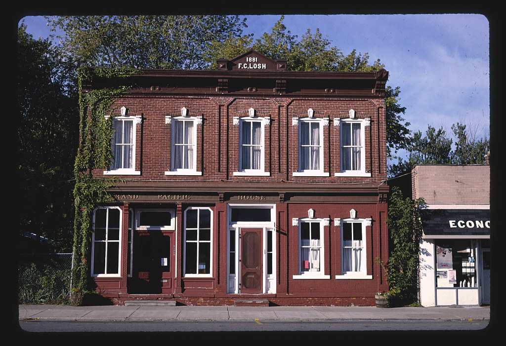 F.C. Losh Building, New Baltimore, Michigan (LOC)