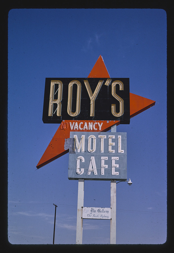 Roy's Motel sign, Route 66, Amboy, California (LOC)