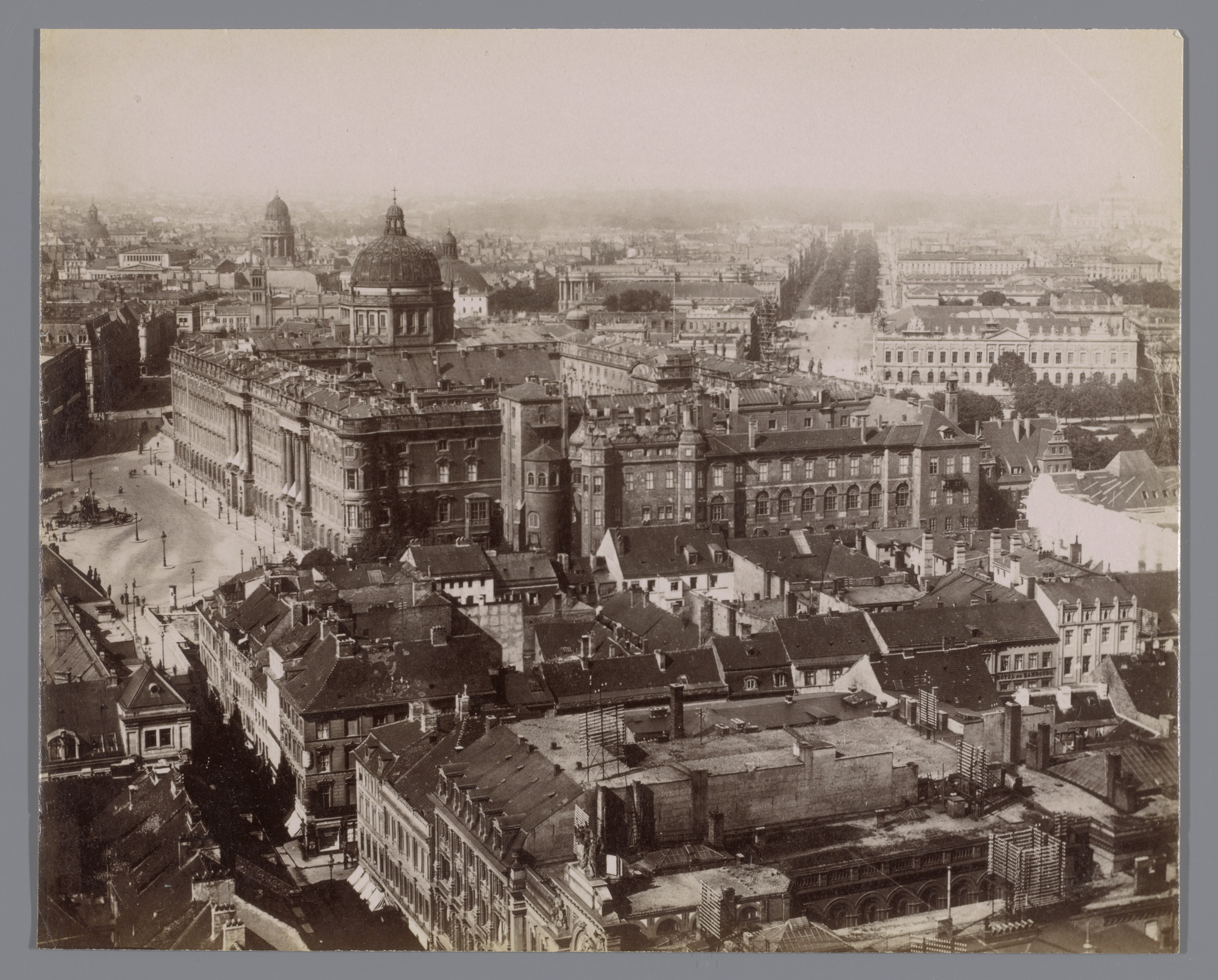 Stadsgezicht van Berlijn, gezien vanaf het stadhuis