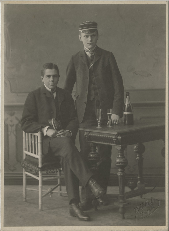 Korporatsiooni "Livonia" liikmed Wolfgang Clapier de Colongue ja tema akadeemiline isa Rudolf von Brasch