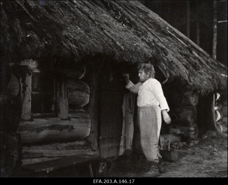 Näitleja Elmar Salulaht Jürka osas filmistuudio Tallinnfilm mängufilmi Põrgupõhja uus Vanapagan võtetel.