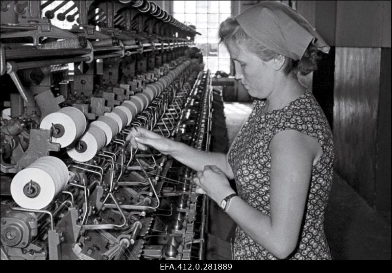 Jekaterina Rastrõgina kom.töö brigaad Kreenholmis