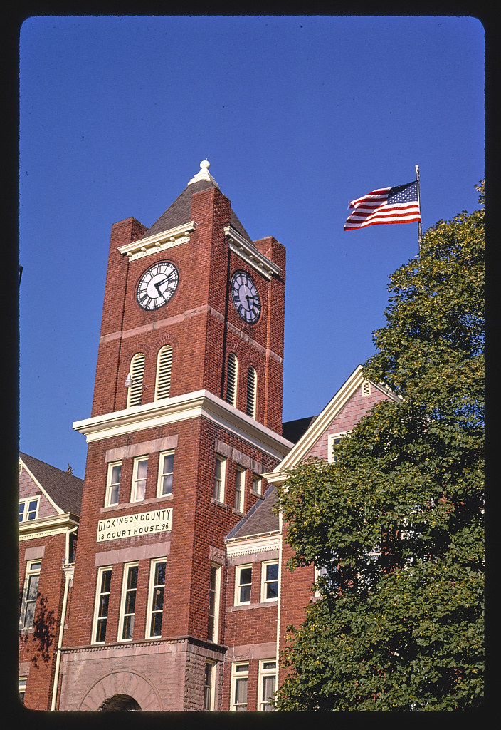 Dickinson County Courthouse (1896), Iron Mountain, Michigan (LOC)