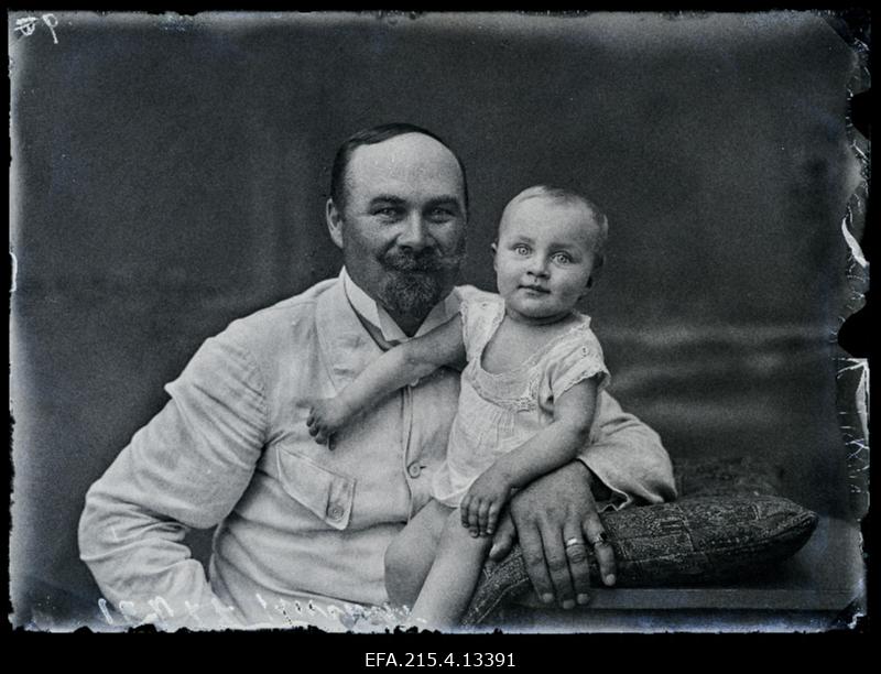 Kurwits (Kurvits) lapsega.