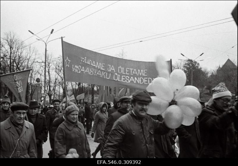 Oktoobripühade paraad.
