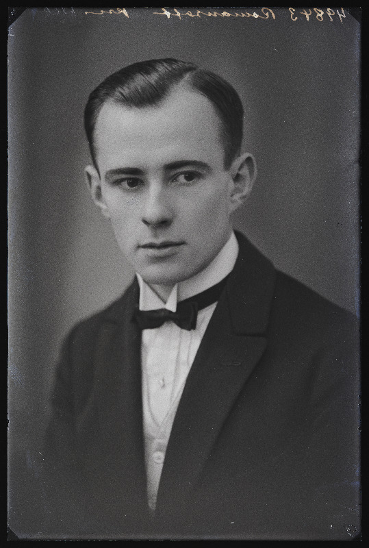 Romanzoff (Romanzov).